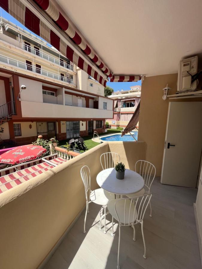 Estudio Romantico La Carihuela ตอร์เรโมลิโนส ภายนอก รูปภาพ