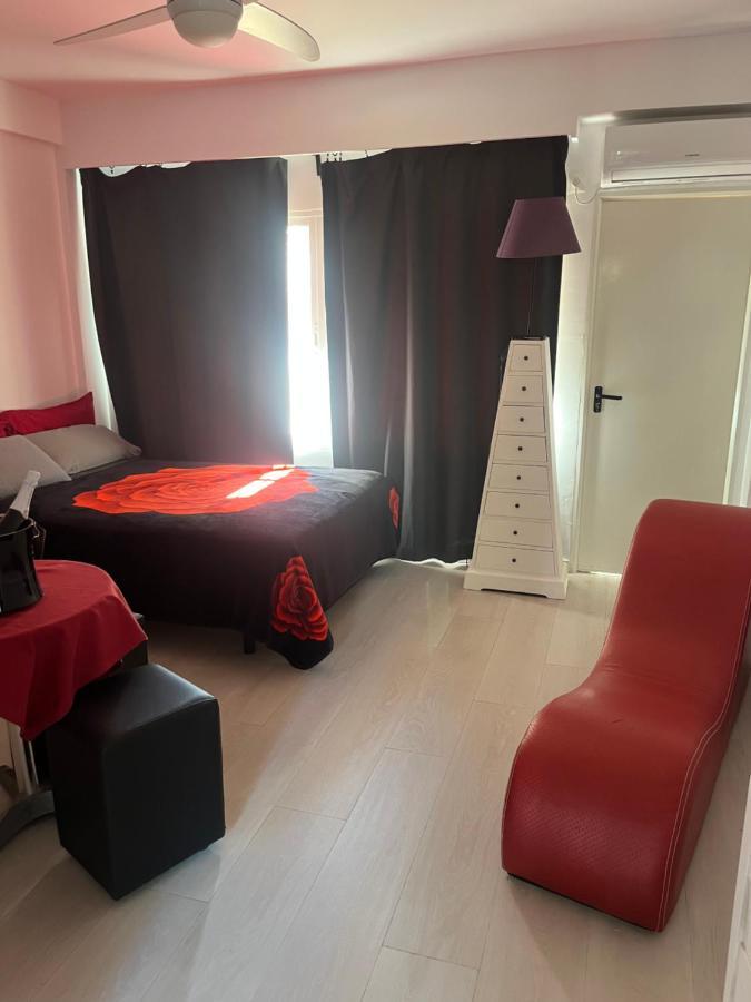 Estudio Romantico La Carihuela ตอร์เรโมลิโนส ภายนอก รูปภาพ